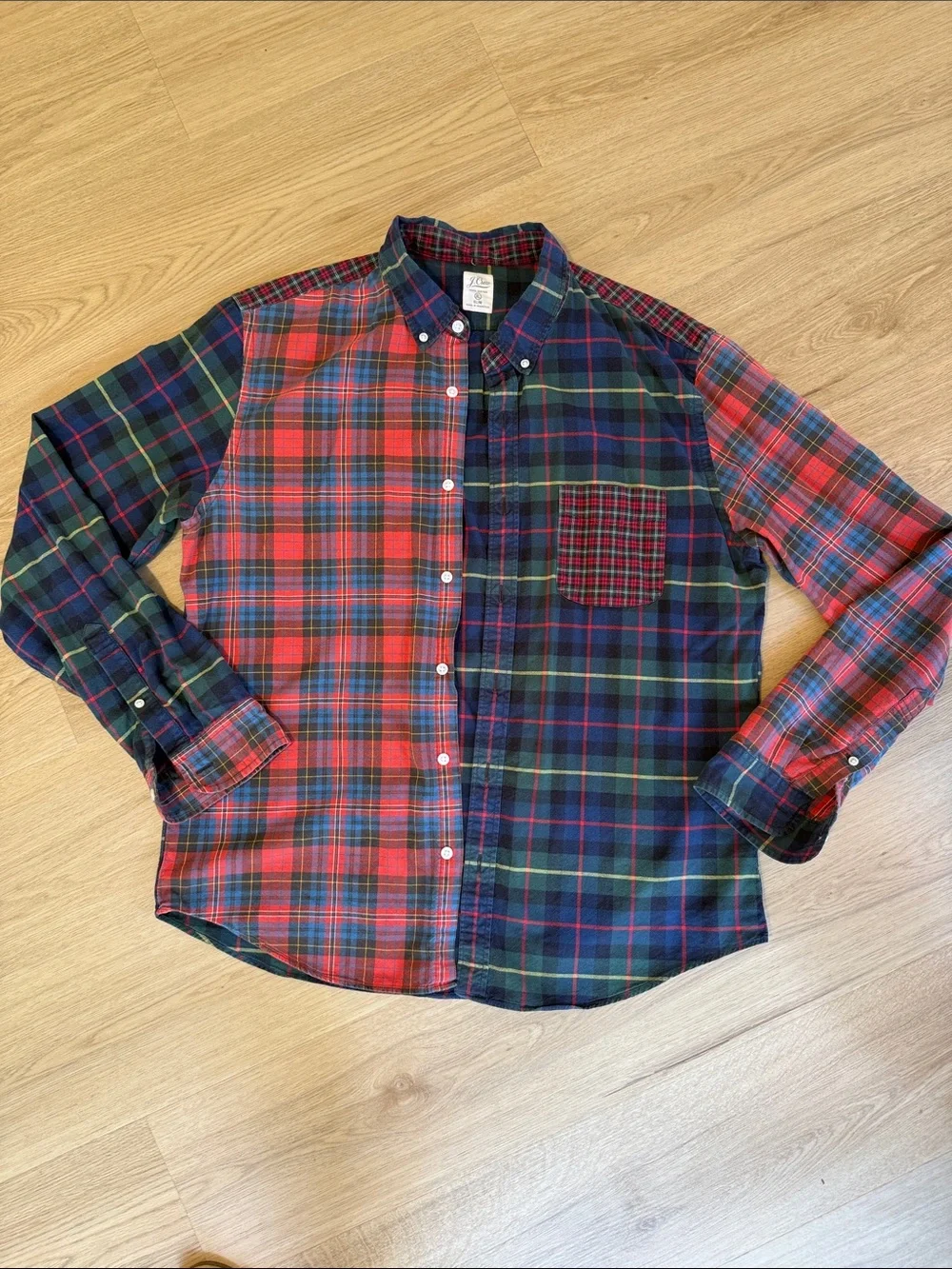 Vintage J. Crew Plaid Button-Up Long Sleeve Shirt in Red & Navy